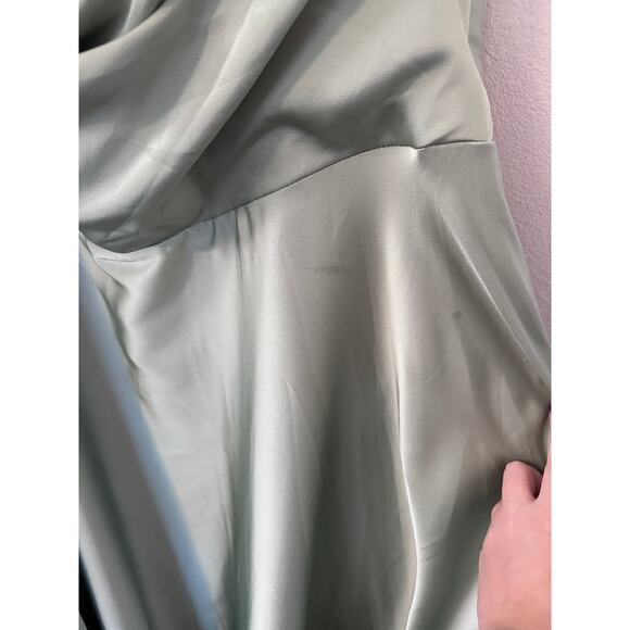 Azazie Shaude Womens size A22 Dusty Sage green bridesmaid dress - Picture 4 of 9